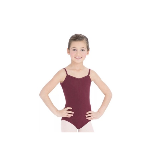 Capezio Other - Capezio Girls' Classics Leotard Large Burgundy Capezio Other - Capezio Girls' Classics Leotard Large Burgundy